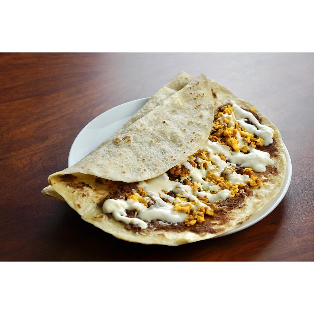 BALEADAS CON HUEVO Y CHORIZO